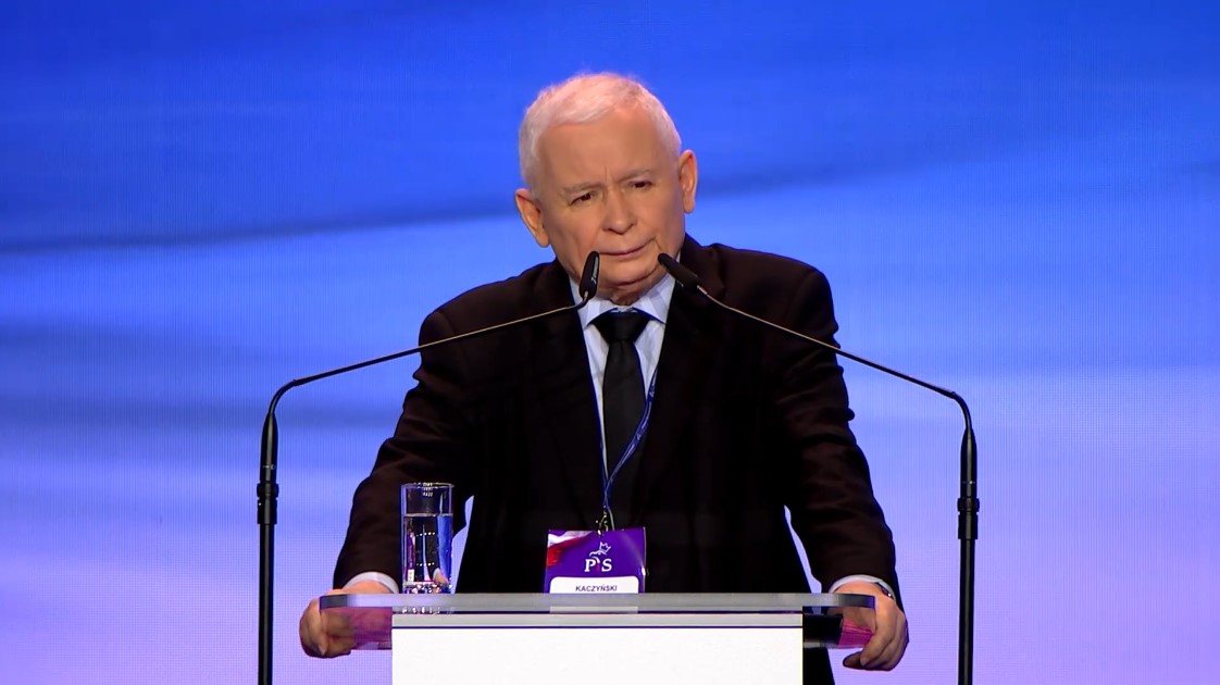 Kaczynski banged on the bars, libs howled. In Poland unchanged