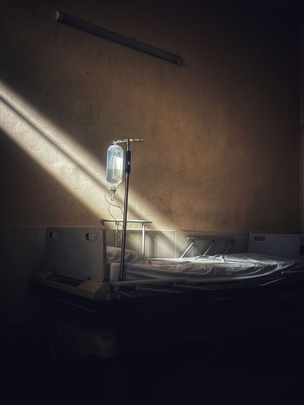 Szpital tonie w długach, prywatna firma przejmuje oddział